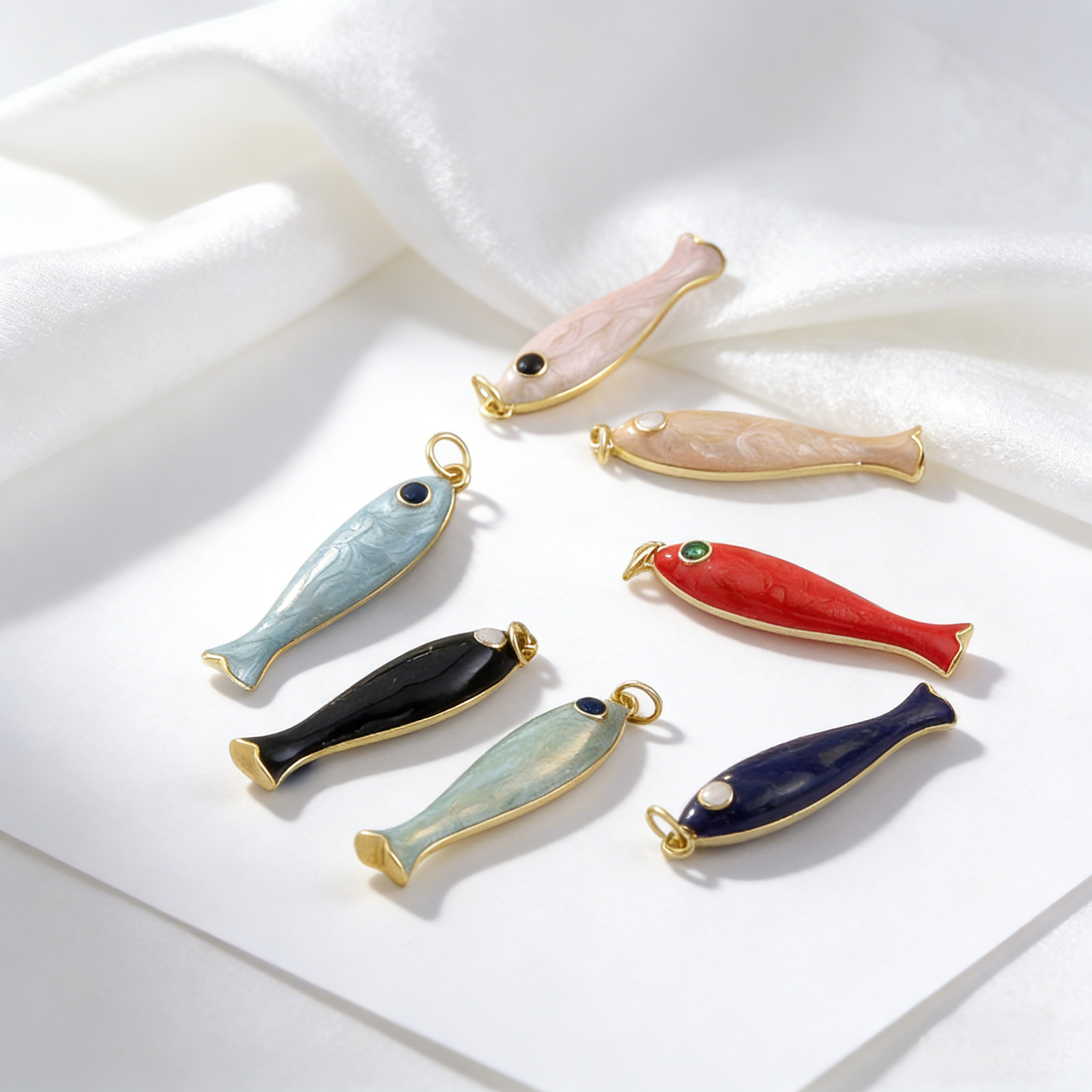 1 unidade de pingente pequeno  - Vintage Fashion Jewelry Necklaces avaliação e preço