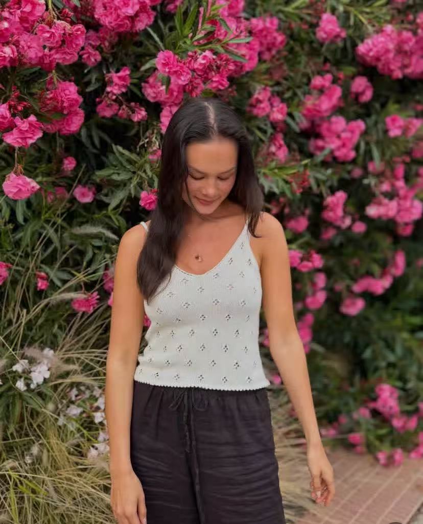 Top de Alça com Decote em V e  - Vintage Fashion Retro Outfit avaliação e preço