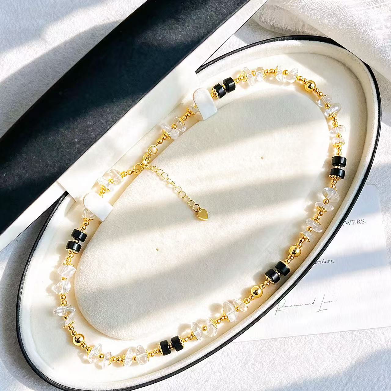 Colar Gargantilha Designer de  - Vintage Fashion Instagram avaliação e preço
